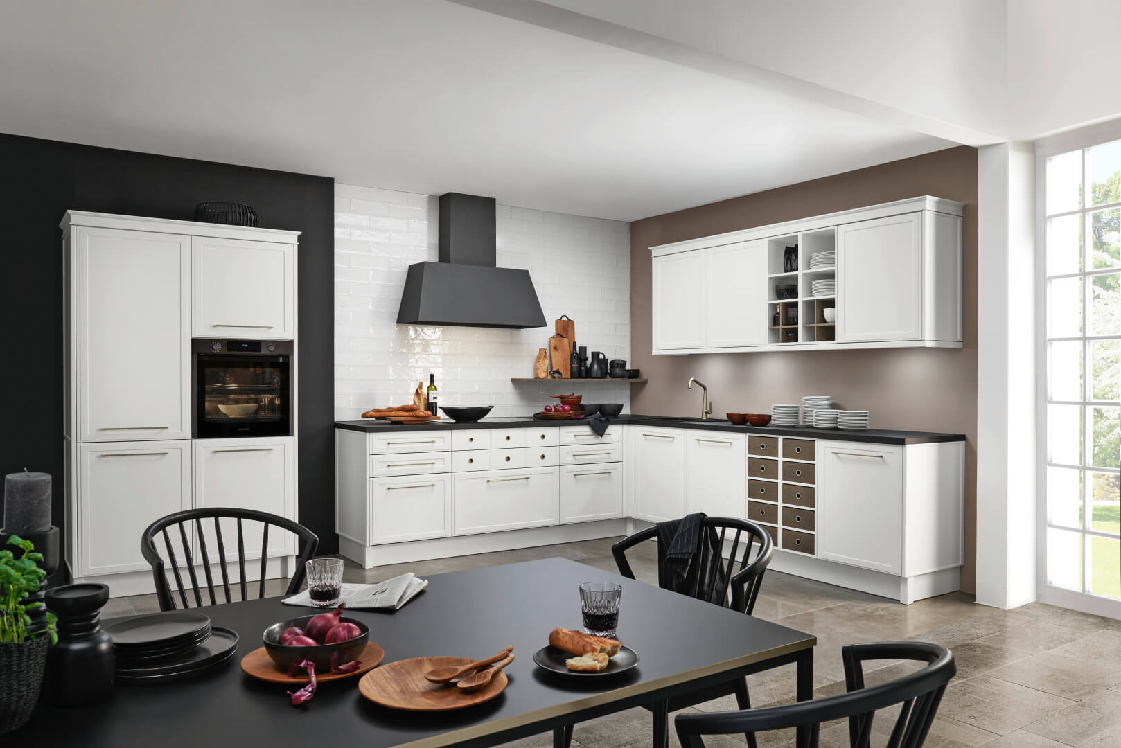 Nolte L-Küche Landhausstil Samtmatt Weiß